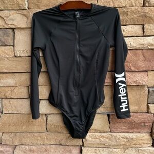 Hurley Black White Logo Bodysuit Swimsuit Rashguard NWT Large